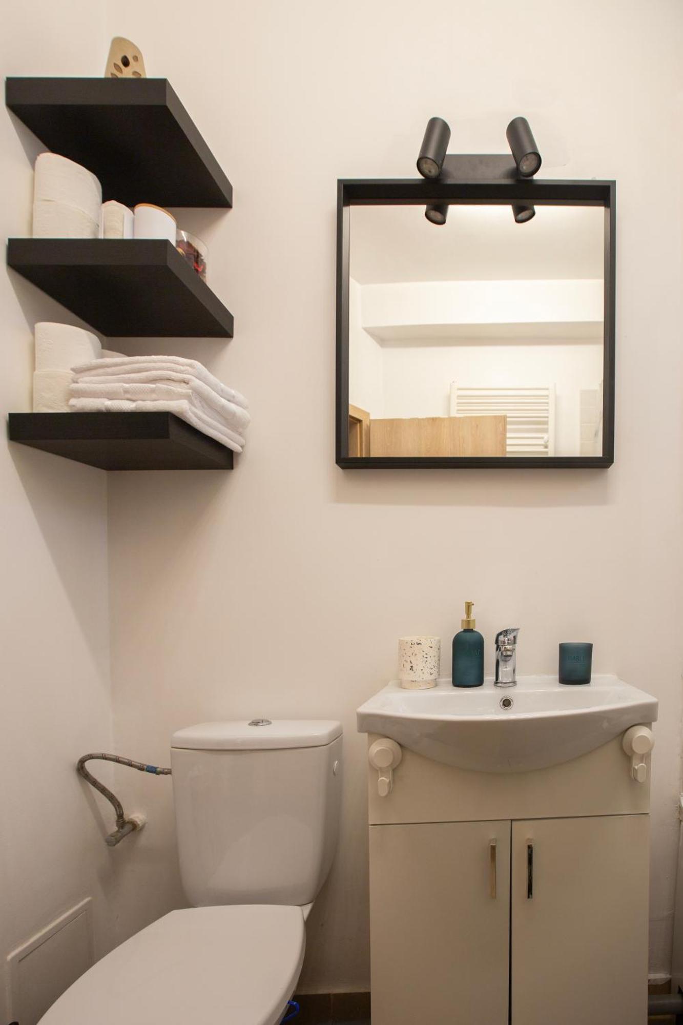 Ultracentral Hong Kong 3 Bdrm Apartment بوخارست المظهر الخارجي الصورة